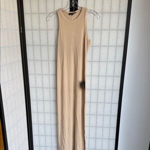 NWTLulu's Classic Beige Maxi Dress